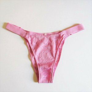 Victorias Secret PINK Lace Brazilian Panty Size Medium NEW